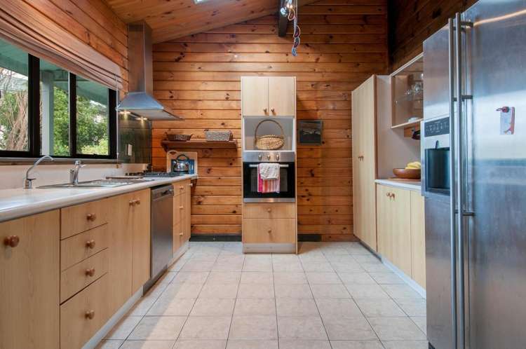 129 Windermere Drive Poike_1