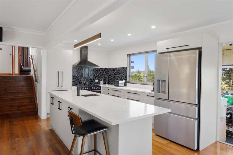 1 Domain Road Kawakawa_12