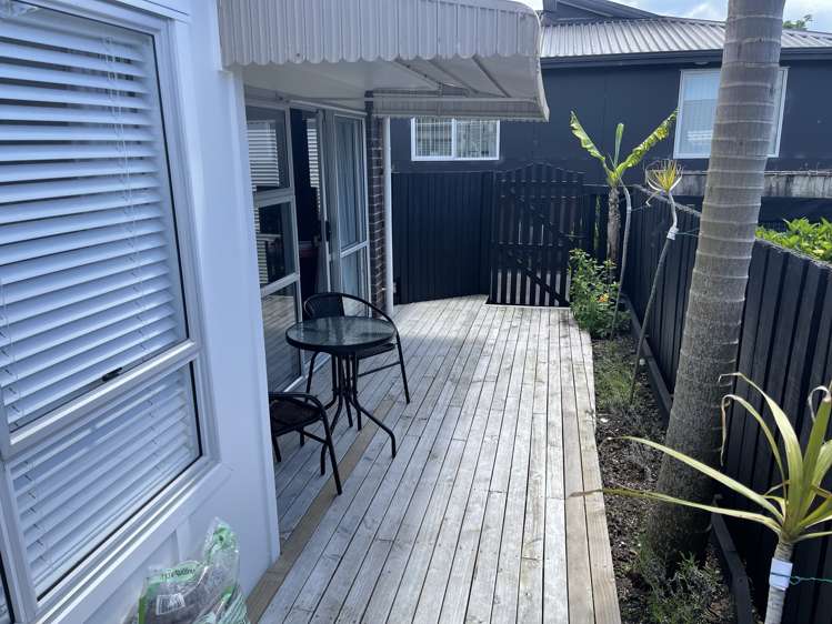 1/83 Centreway Road Orewa_6