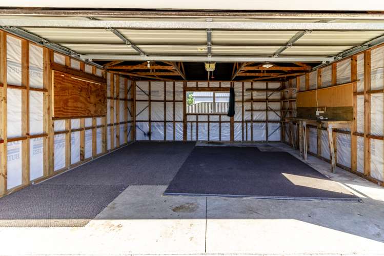 19 Flanders Avenue Onekawa_15