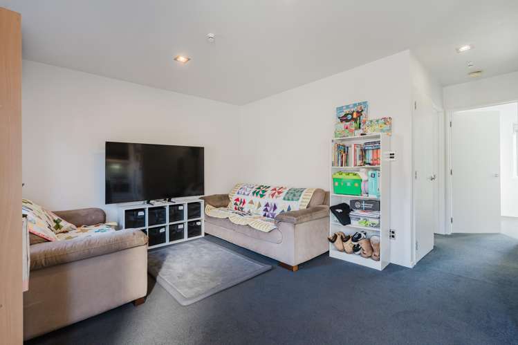 16B Dowding Street_1