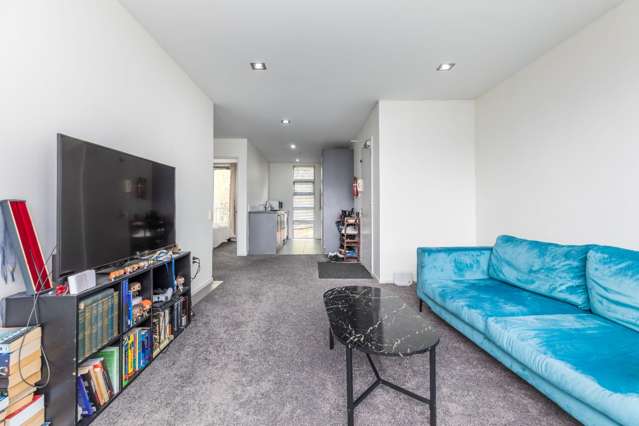 4b/22 Liverpool Street 10015_3