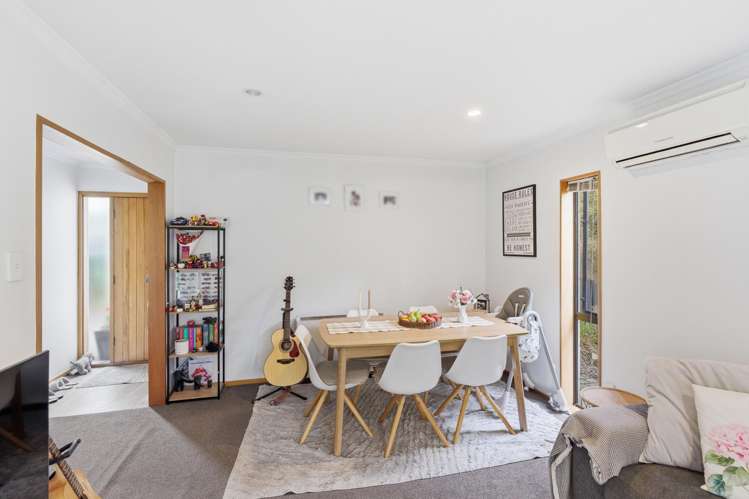 8/4 Broadbent Street_5