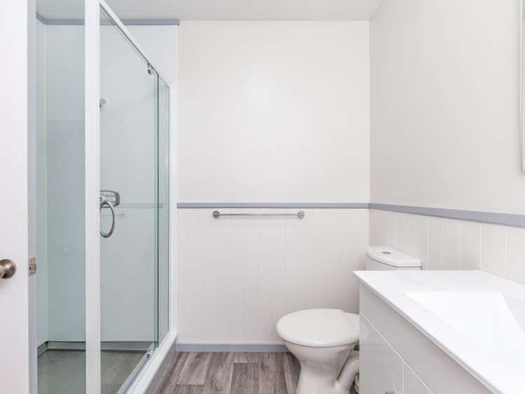 2/111 Gilberthorpes Road Hei Hei_7