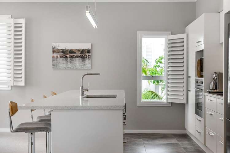 96 Eaves Bush Parade Orewa_12