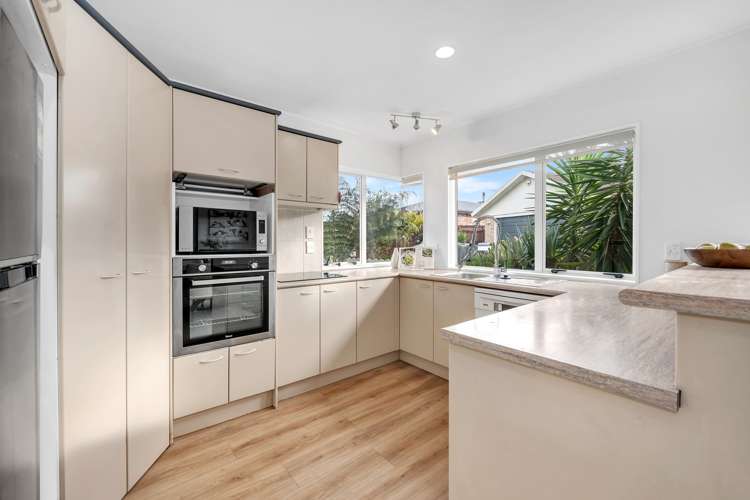 28 Cottesmore Place Huntington Park_14