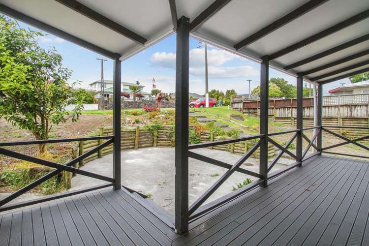 46 Peverill Cres Papatoetoe_12