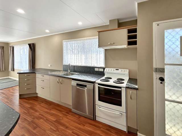 51 Havelock Avenue 10923_1