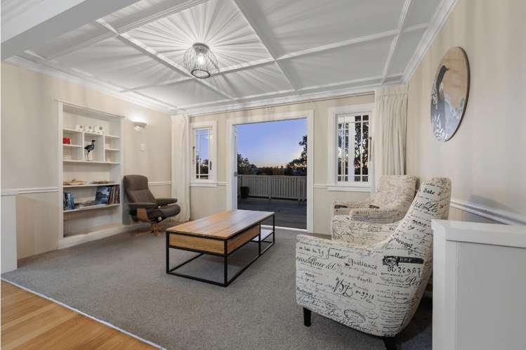26 Baring Terrace Strandon_1