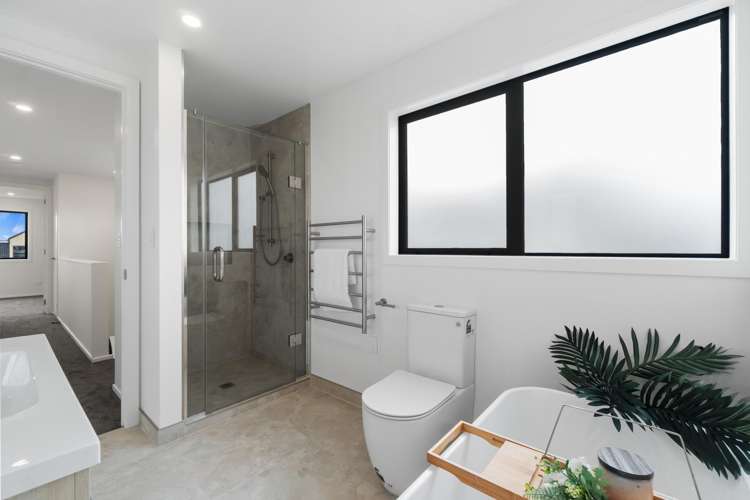 14 Overton Street Rototuna North_15
