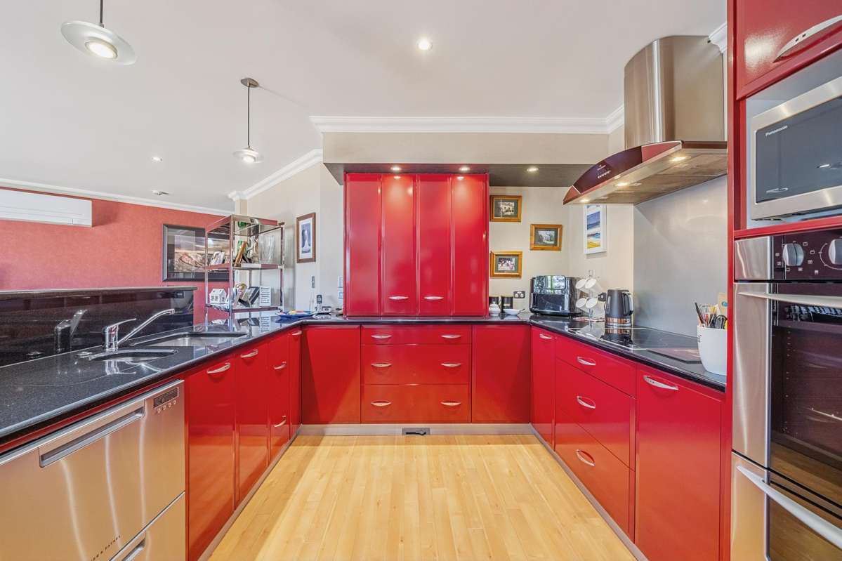 47 Kirton Drive_4