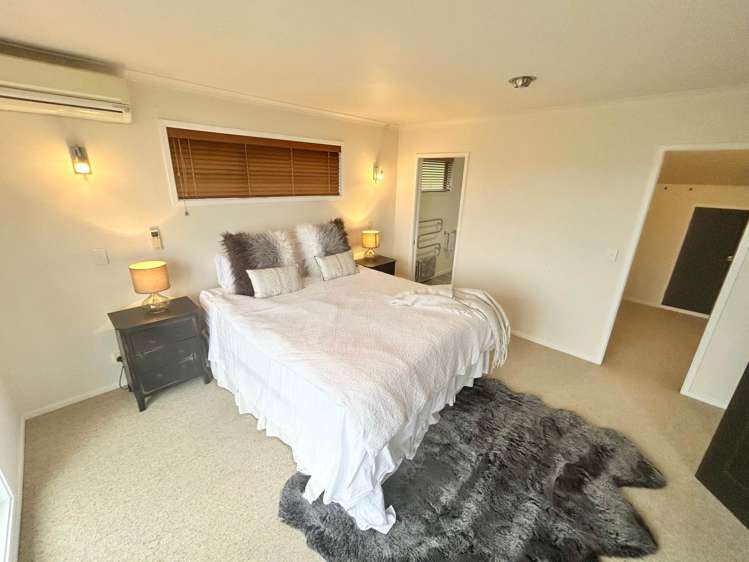 65 Roberts Road Matakatia Bay_9
