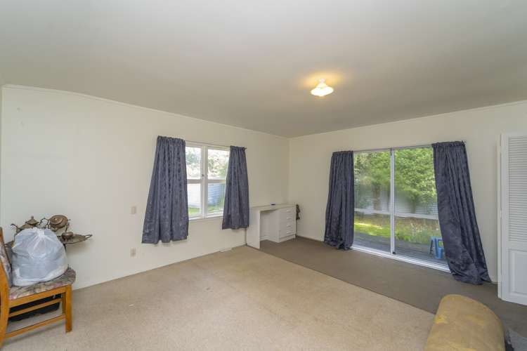 15 Hardie Grove Featherston_10