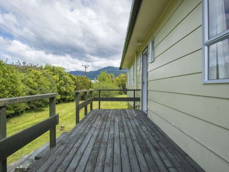 5 Thompson Place Anakiwa and Surrounds_22