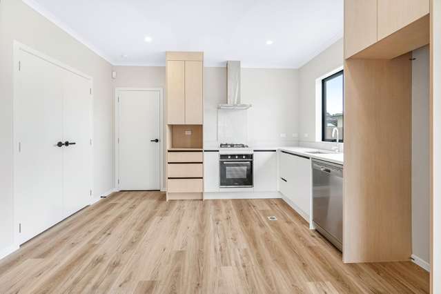 1/6 Michael Avenue Dinsdale_1