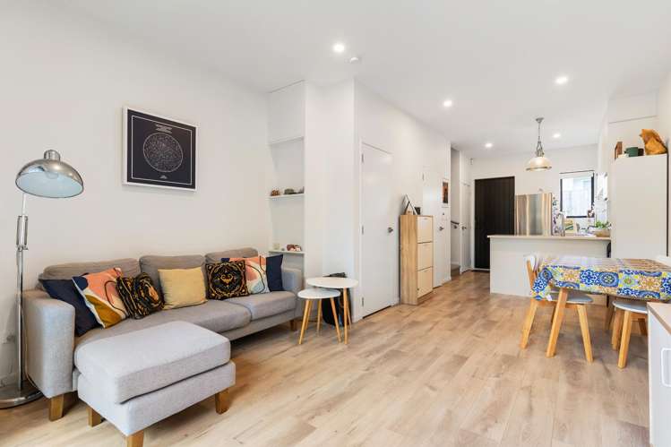 7/241 Don Buck Road Massey_6