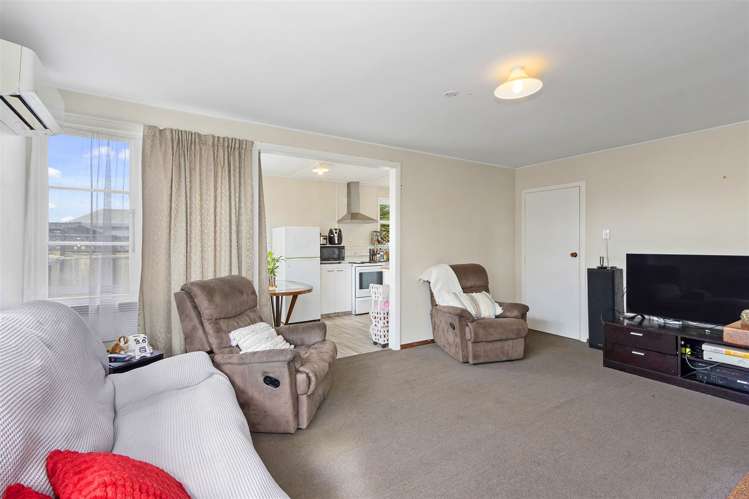 6 Dickson Crescent Hornby_1