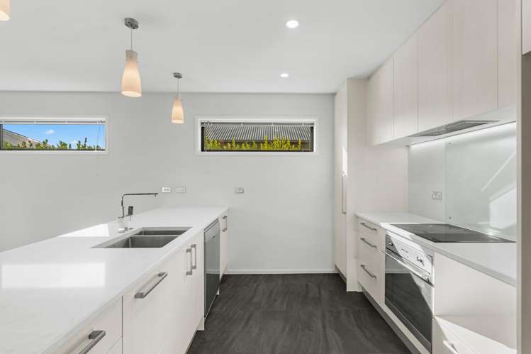 20 Skyhawk Road_4