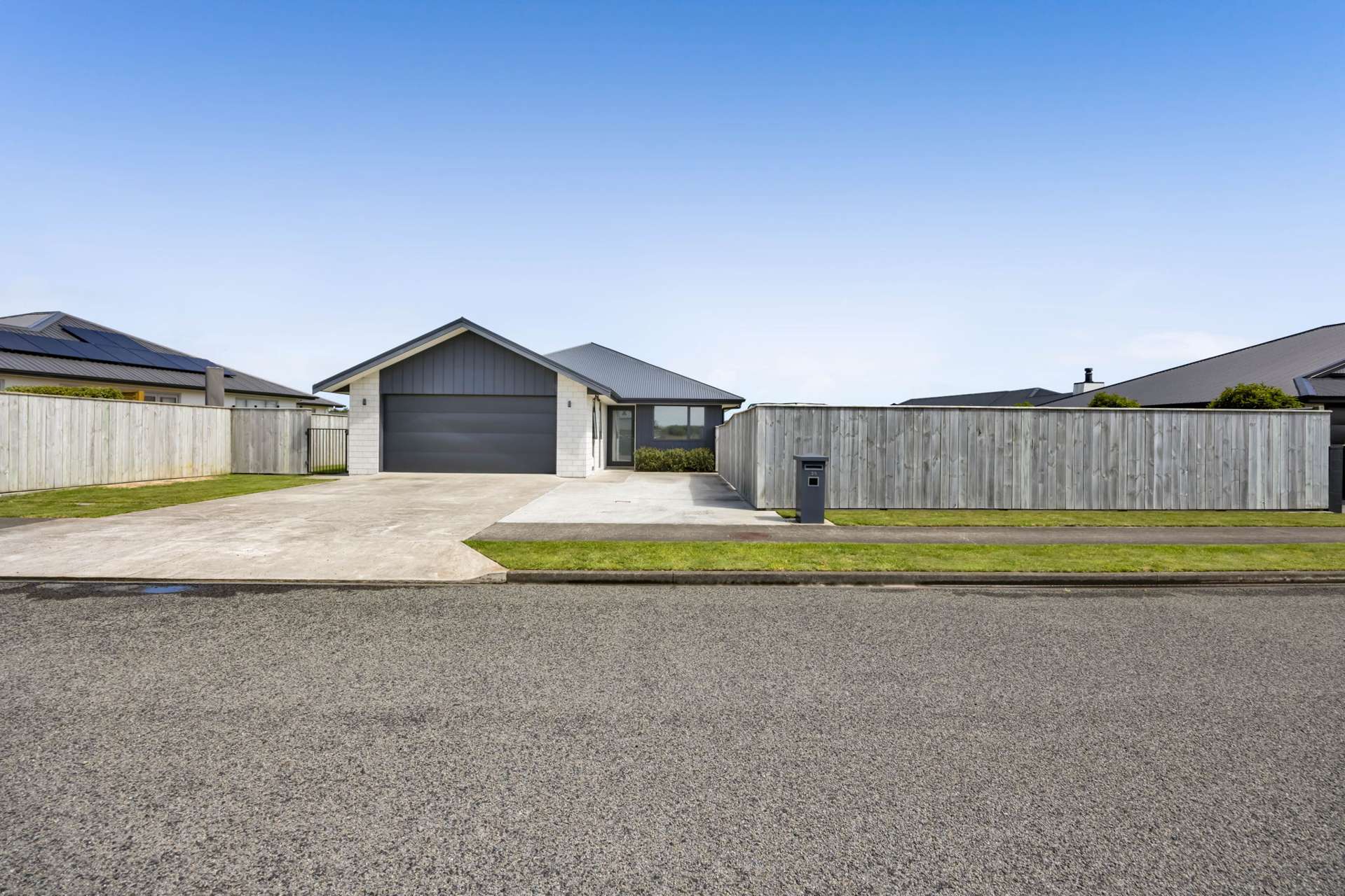 35 County Drive Hawera_0