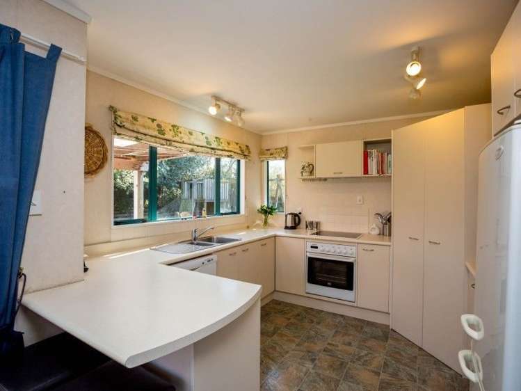 40 Dalfield Place Highbury_5