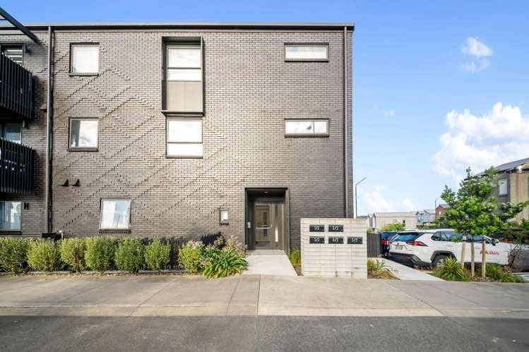 5/2 Te Rito Road Hobsonville_16