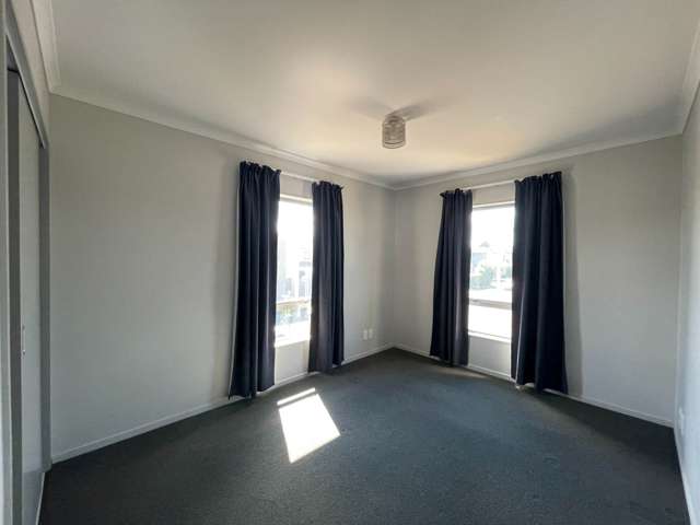 1 Apa Street Weymouth_4