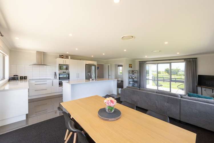 96 Mount Taylor Drive Feilding_22