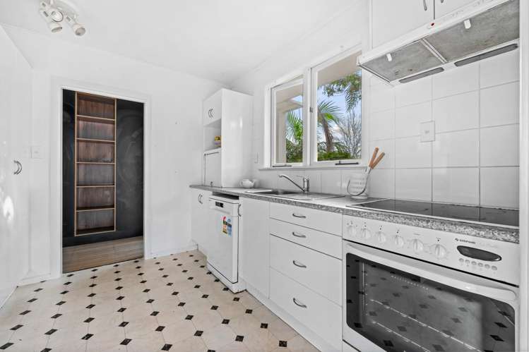 18 Chorley Avenue Massey_7