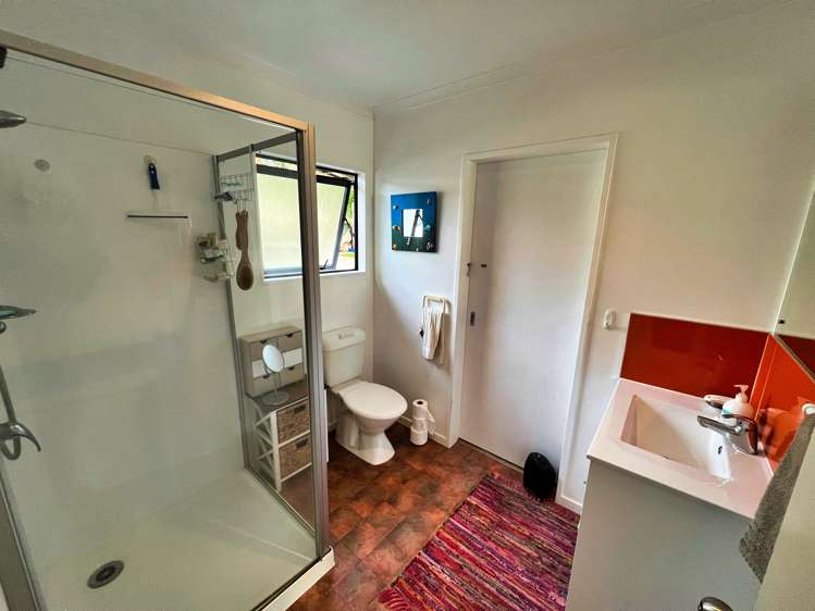 85c Woodglen Road Glen Eden_13