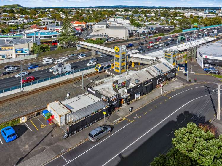 19, 21 & 23 Kalmia Street Ellerslie_12