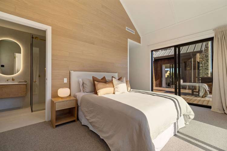 30 Cunninghams Drive Jacks Point_23