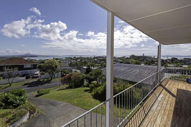 12 Copperfield Terrace Mellons Bay_3