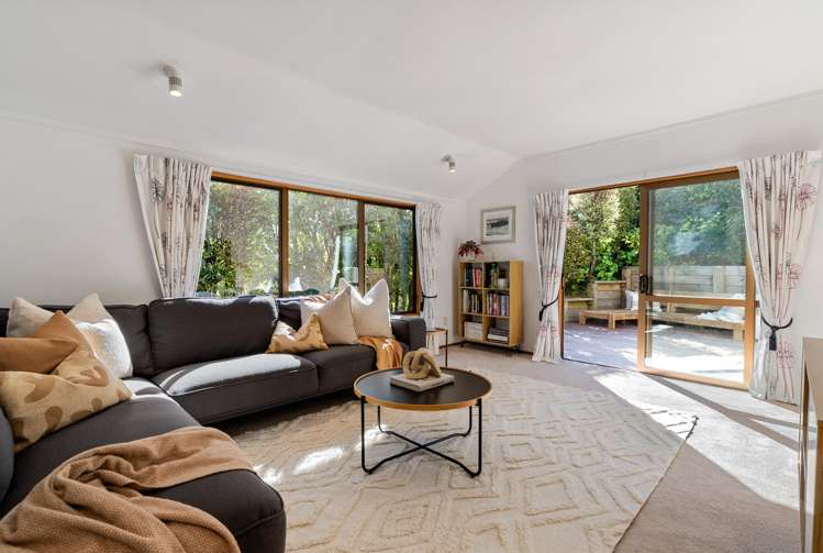 15 Indira Place Khandallah_10