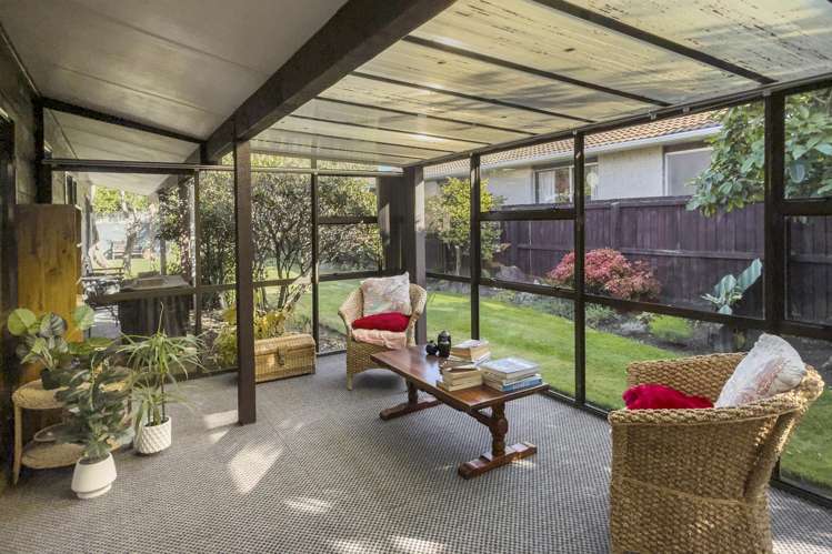 76 Solomon Avenue Redwood_14