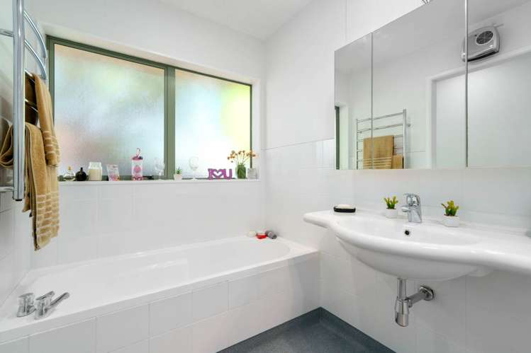 161 Sturges Road Henderson_11