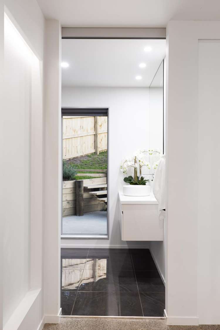 2 Lebanon Street Judea_8