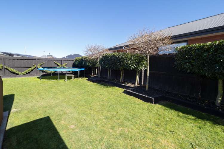 14 Magnolia Drive Netherby_21