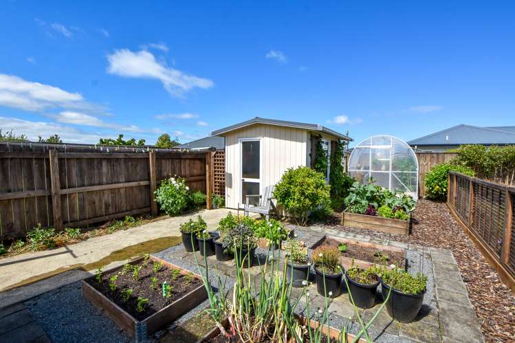 50 Armstrong Avenue Carterton_22