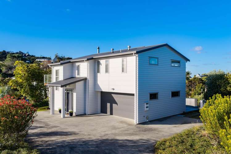 10 Taranui Place Mangawhai Heads_0