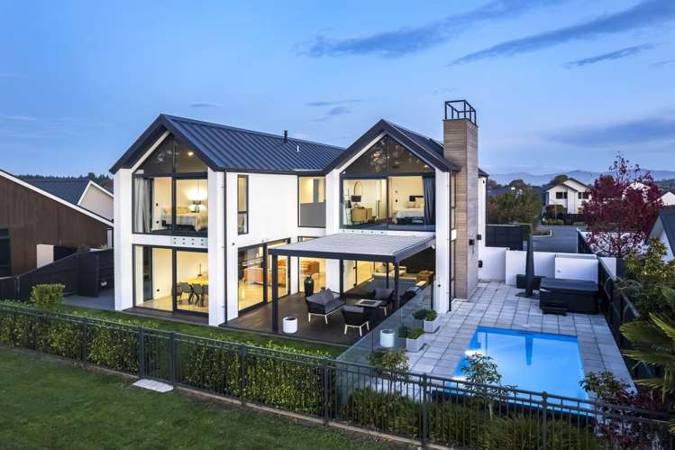 65 Waterstock Way Parklands_32