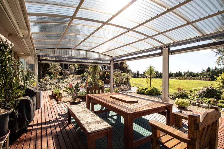 4 Terrace View Hokitika_4