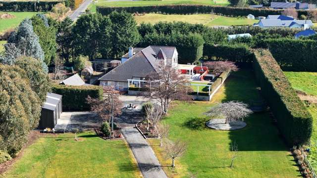 Quintessential Otatara - space and land