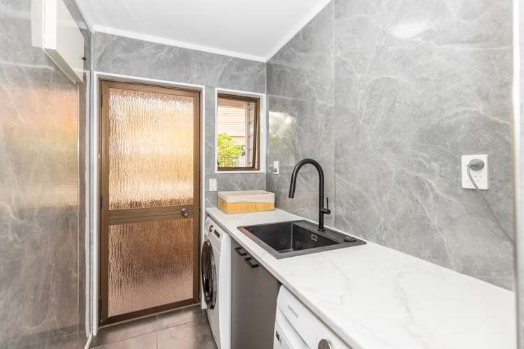 11 Stirling Place Dinsdale_17