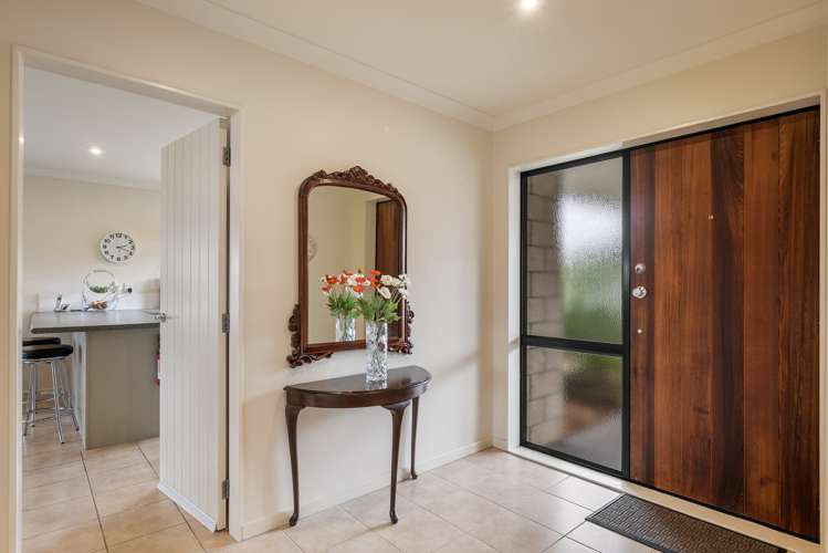 65 Quadrant Heights Paraparaumu_2