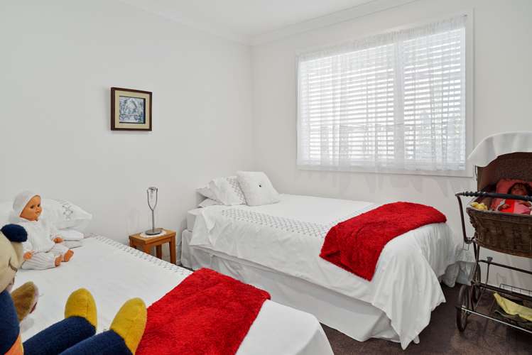 18 Boysenberry Grove Richmond_15