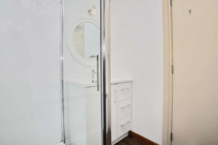 16 Lyon Street Glengarry_21