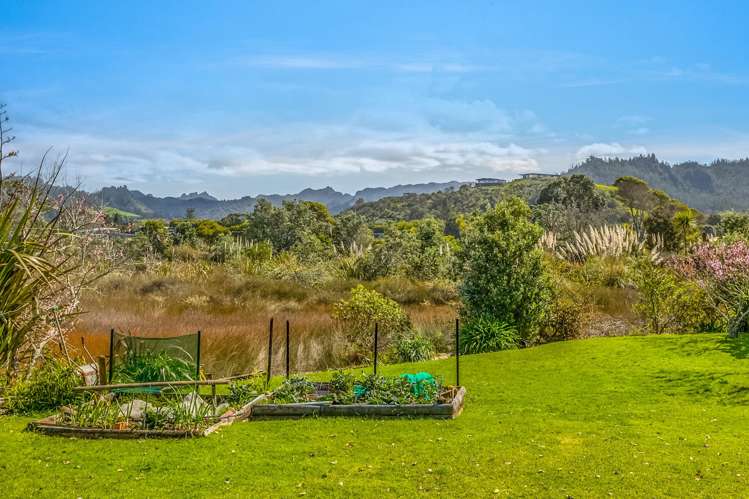 153 Ocean Beach Road Tairua_18