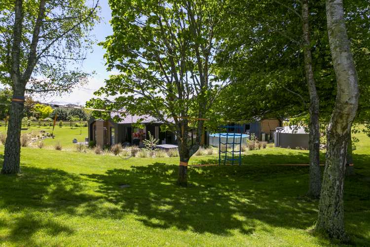 139 Mapara Road Acacia Bay_40