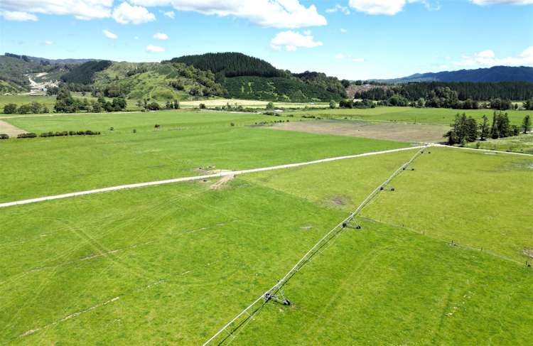 29 Burkes Creek Road Reefton_16