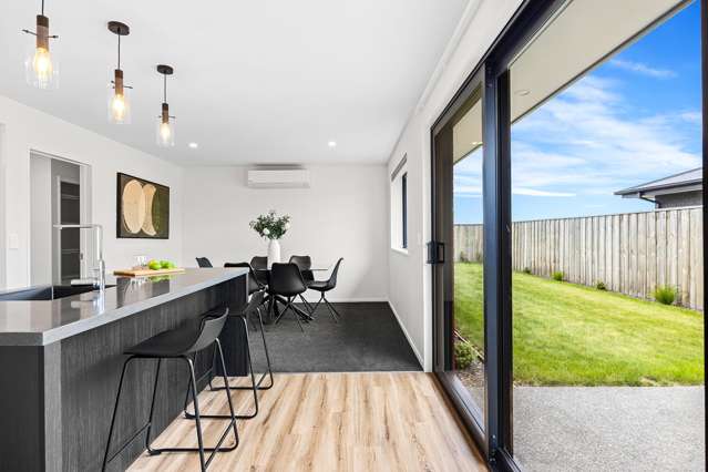 8 Edgar Way Rolleston_4